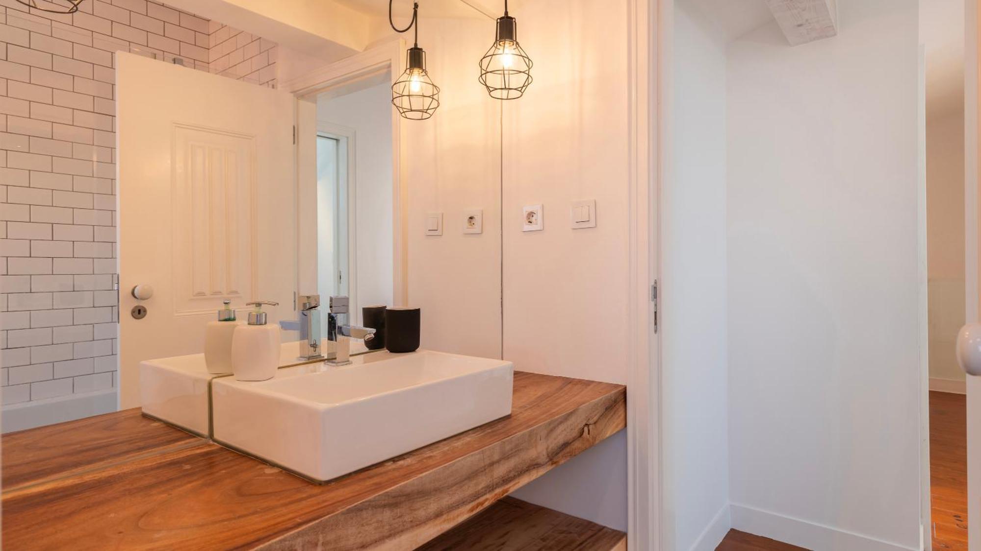 Charming 3Bdr Duplex In City Center By Lovelystay Lisboa Eksteriør bilde
